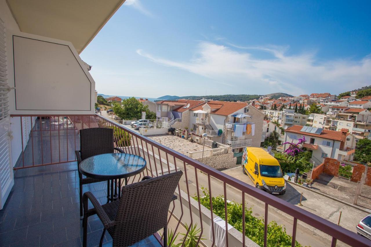 Apartments Sanja Хвар Екстер'єр фото