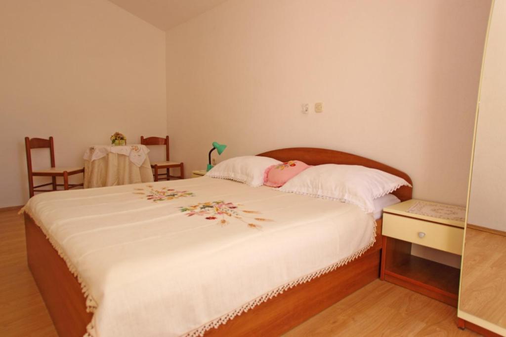Apartments Sanja Хвар Екстер'єр фото