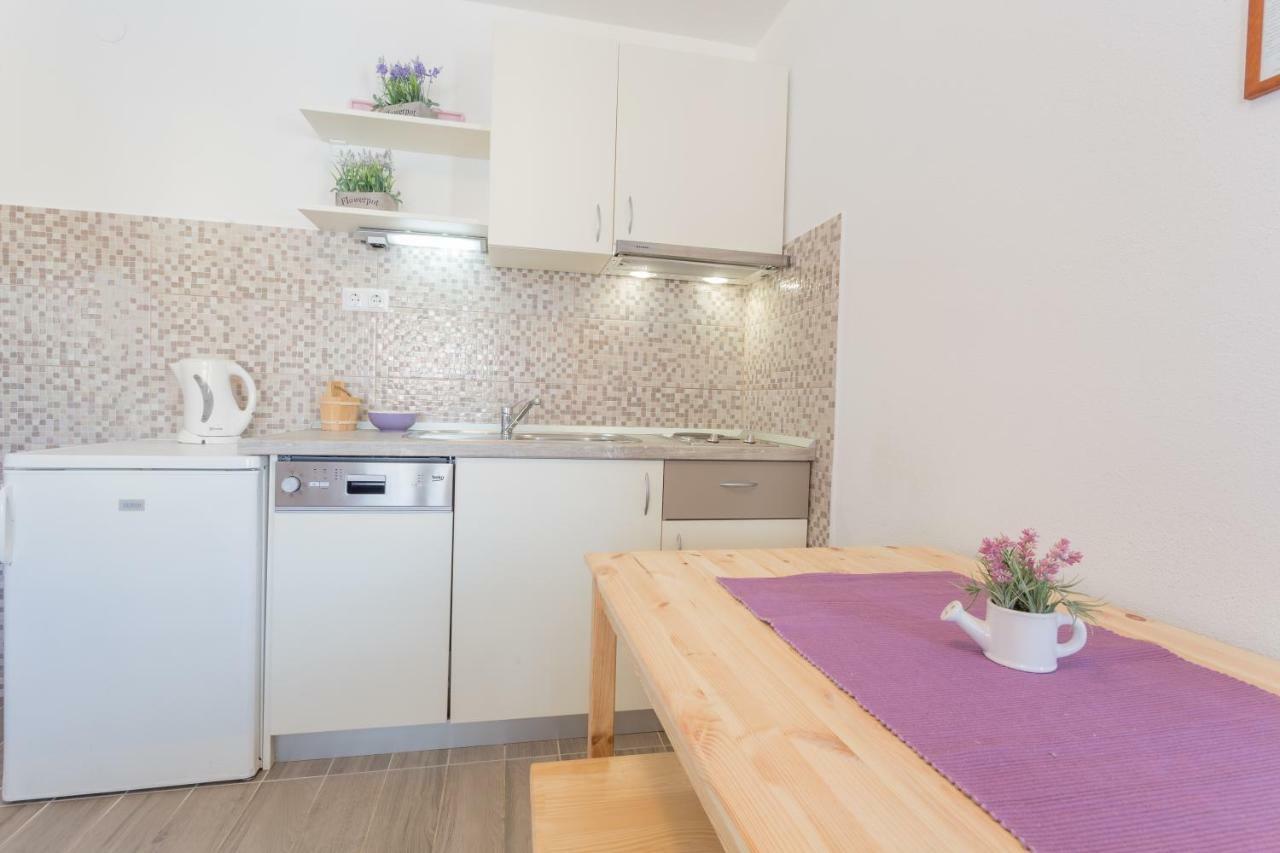 Apartments Sanja Хвар Екстер'єр фото