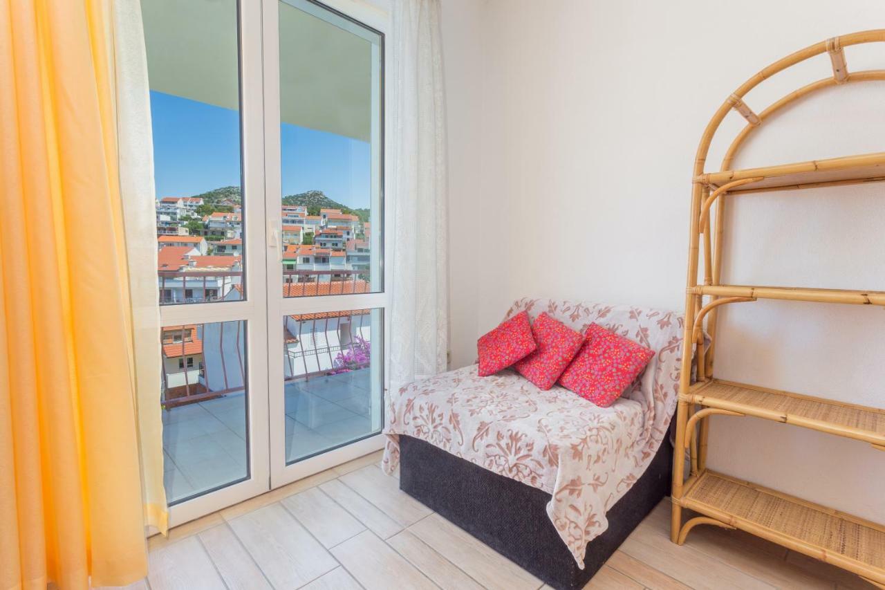 Apartments Sanja Хвар Екстер'єр фото