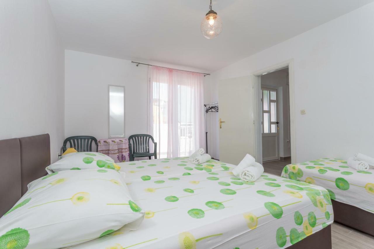 Apartments Sanja Хвар Екстер'єр фото